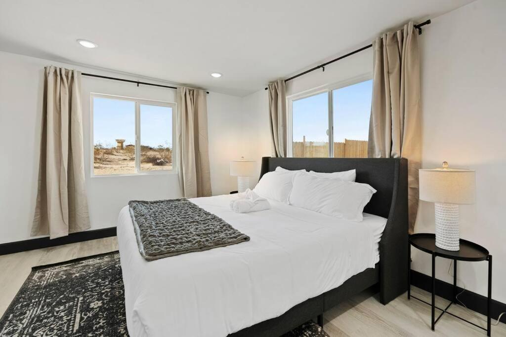 Star Gazers Modern Home On 5 Acres Of Land! Sunfair Heights Exteriér fotografie